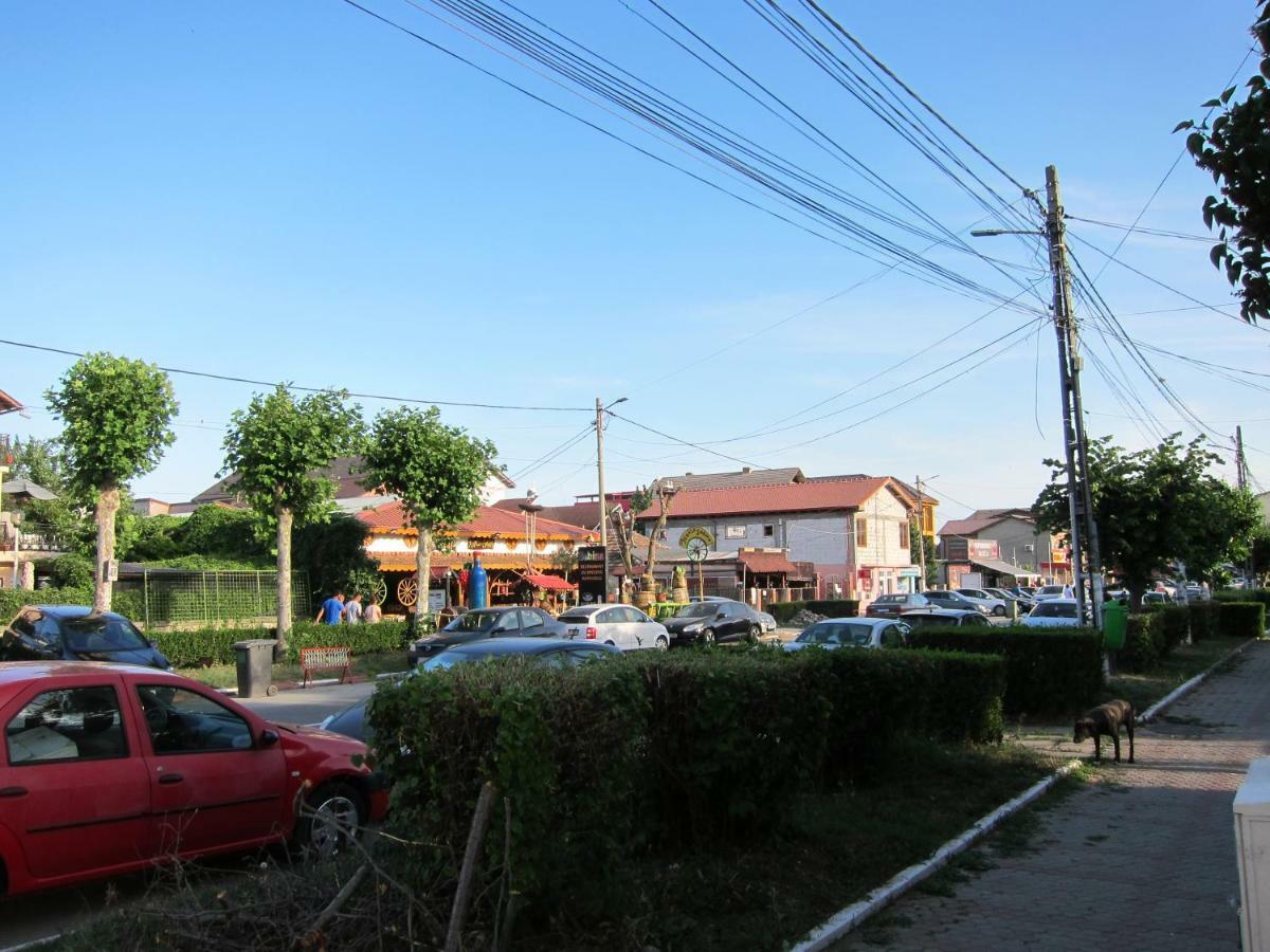 Casa Gherghisan Hotel Costineşti Exterior foto